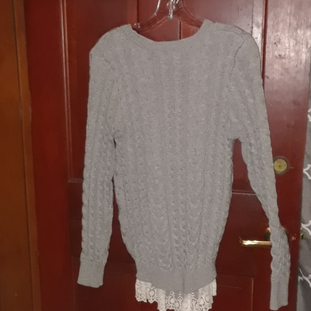 Sweater - Picture 3 of 3